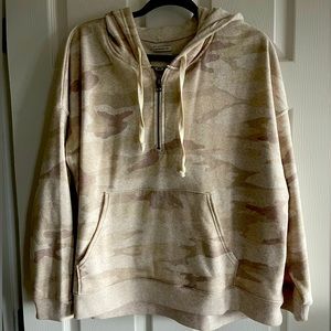 American Eagle Outfitters half-zip Hoodie, size S